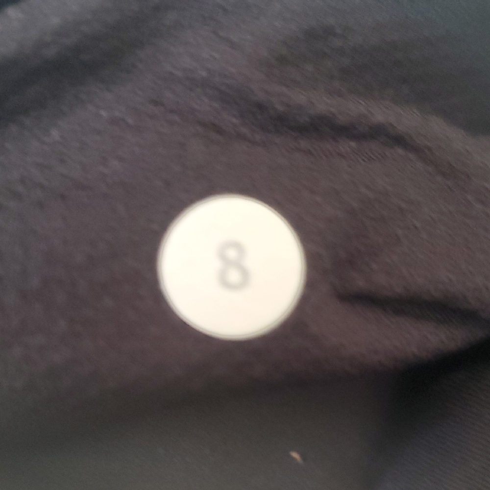 Lululemon SoulCycle Black Short Leggings Sz 8 - Picture 10 of 10